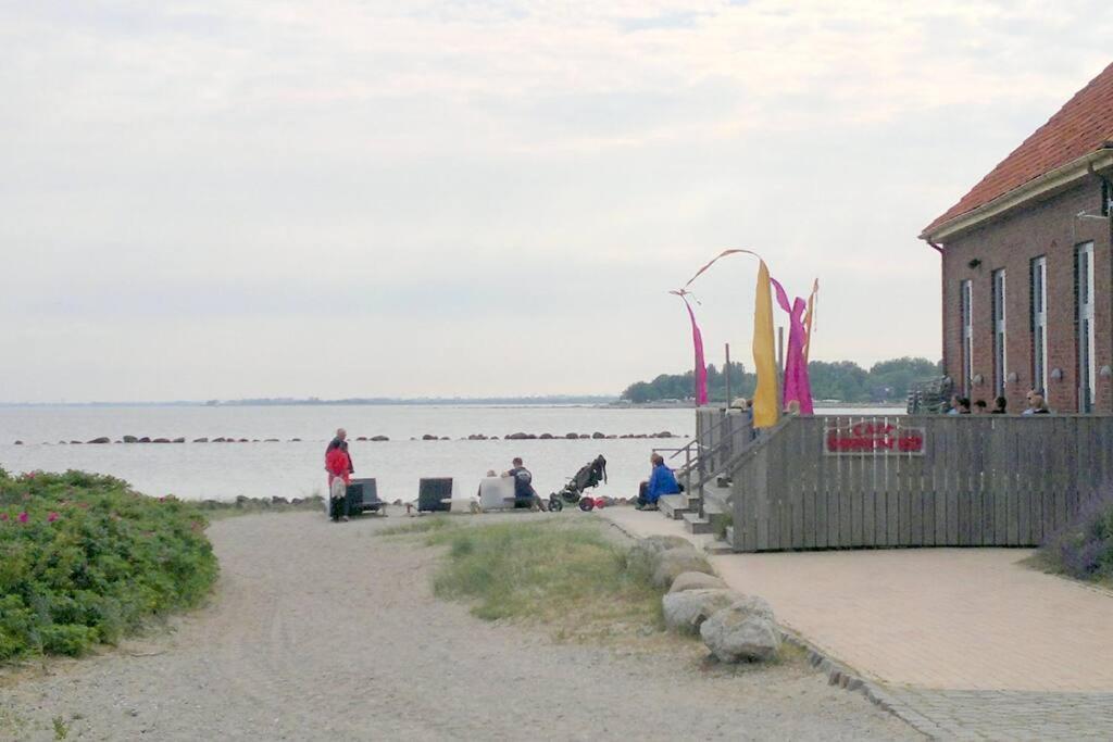 Fehmarn Burgtiefe Suedstrand Meerblick Apartment Meerzeit Exterior foto